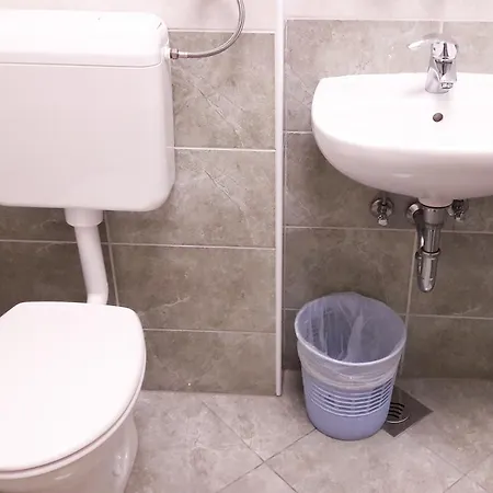 Erks Hostel Premantura